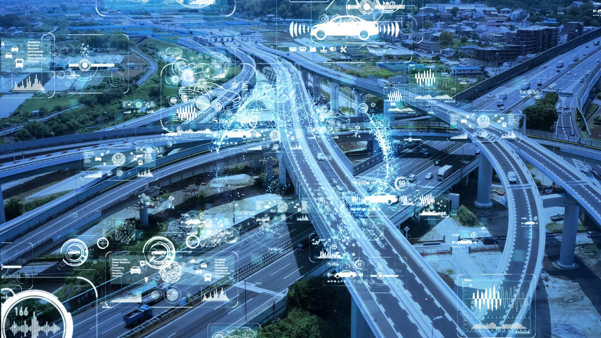 Autopistas vistas desde el aire con una capa de datos digitales